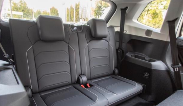 「丰田汉兰达」销量超汉兰达，还便宜6万多，B级SUV就看它，配2.0T性价比高