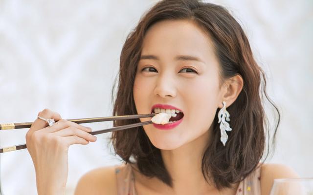 『赵丽颖』以赵丽颖的替身出道，在赵丽颖怀孕期间疯狂接戏，如今快要媲美赵丽颖了