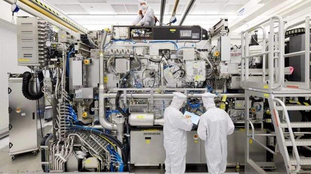 asml|ASML公开发声，加快布局中国市场，是真示好还是别有用心？