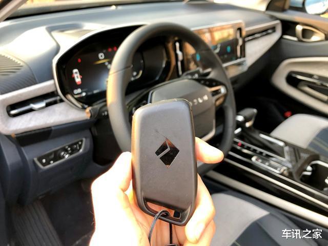 [宝骏]最实在的6座车，油耗4毛3一公里，全系国六，最低147马力，才7万