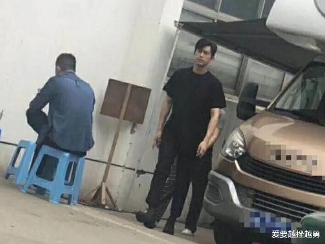 「李现」李现客串《亲爱的》第二部,演绎婚后生活,新主角却被质疑撑不住