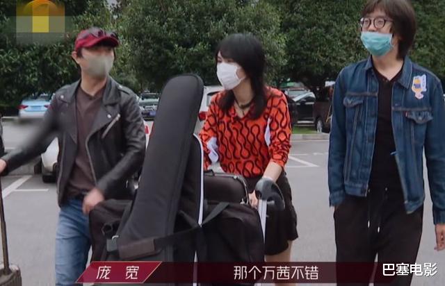 万茜|“浪姐”乐队live秀让人眼前一亮，万茜被节目组推到风口浪尖