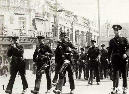 「冯治安」民国军阀混战有多奇怪？围城几月, 两方军队挣外快, 开炮就像放礼花