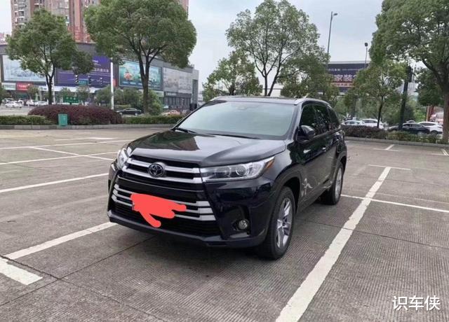 丰田汉兰达▲老爸让我买途昂，我却用31万买了汉兰达，大家看我买贵了没有？