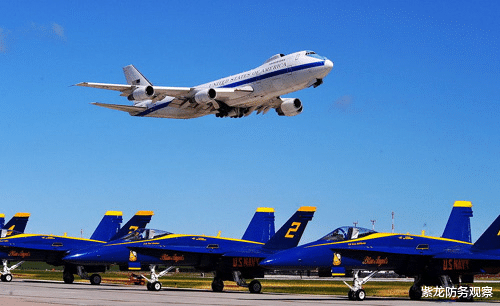 『美军』这是要开战的节奏？美军末日飞机罕见异动，给全世界敲响警钟