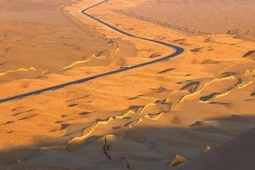 「新疆维吾尔自治区」请放下原来对南疆的理解，来看看她秀外慧中，钟灵毓秀的一面