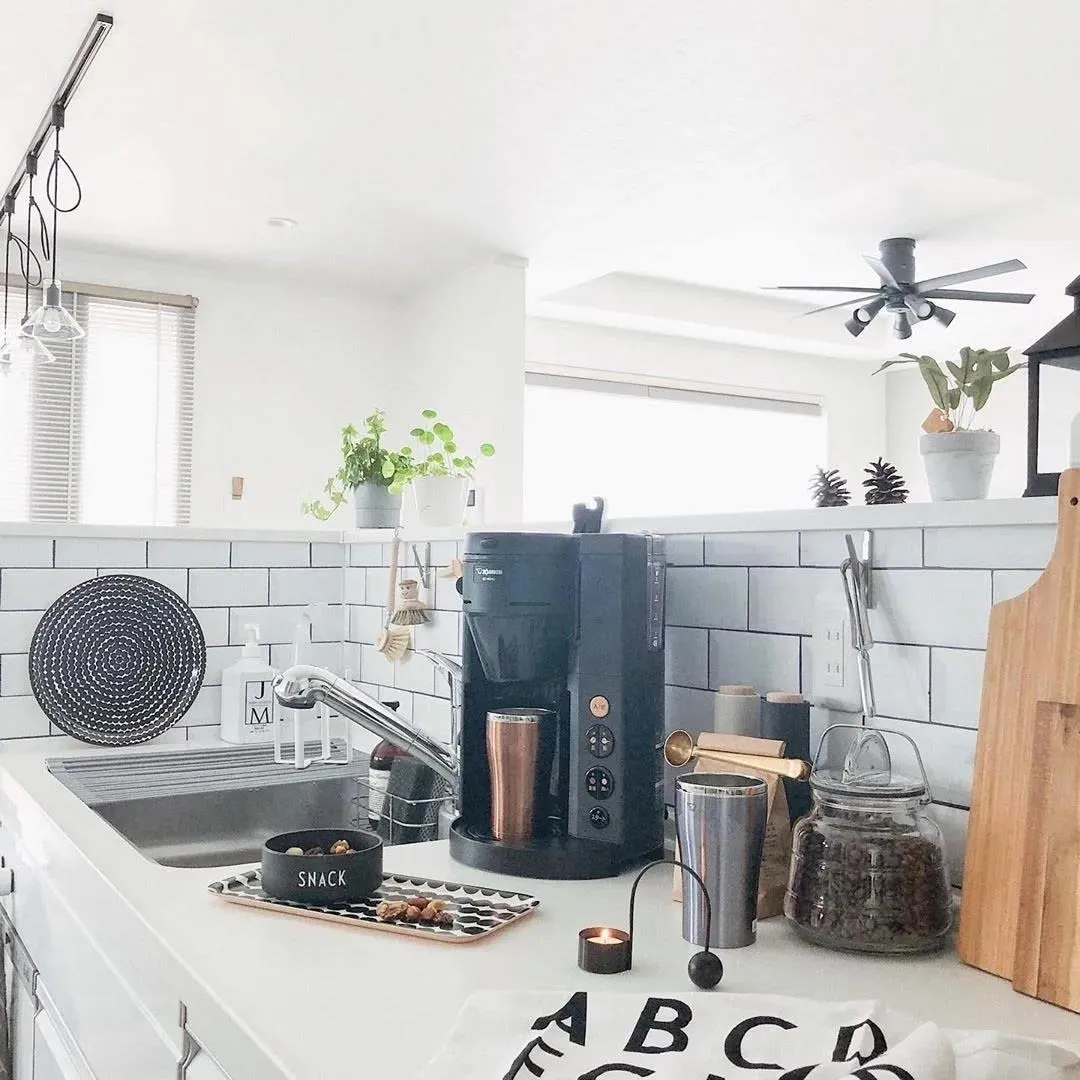 「」为什么日本厨房小，台面却非常干净？原来秘诀就在这20cm里！