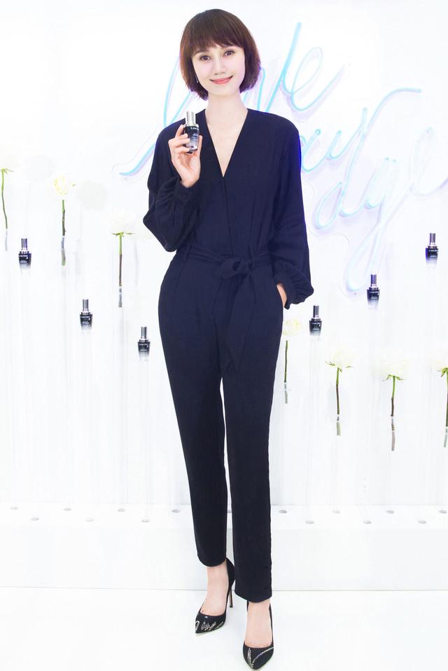 穿衣搭配|中年女性不想显老,这5个方面要讲究,摆脱\中年感\毫不费力