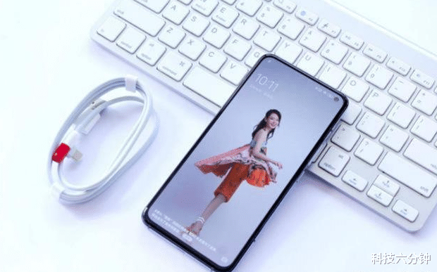 「iqoo」iQOO彻底发飙！骁龙865+4800万四摄+55w，从3598元跌至2798元