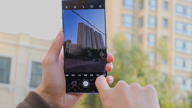 华为mate30|老机新说：华为Mate30比Pro版本更加实用？其实原因很简单