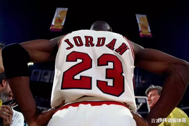 「迈克尔·乔丹」《最后一舞》——不畏艰险，在人性中自我的角逐！