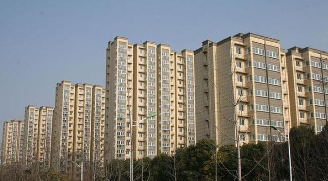 为什么中国房子卖不出去还一直建，房价还一直涨？潘石屹终于说出大实话