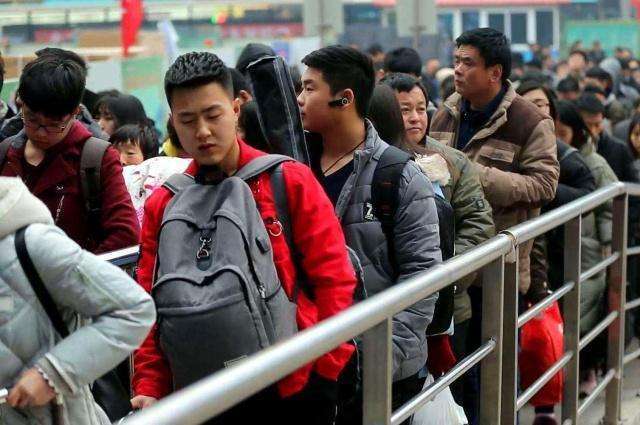 软件工程@中国最“缺人”的4个大学专业，企业关注度很高，还没毕业就签约