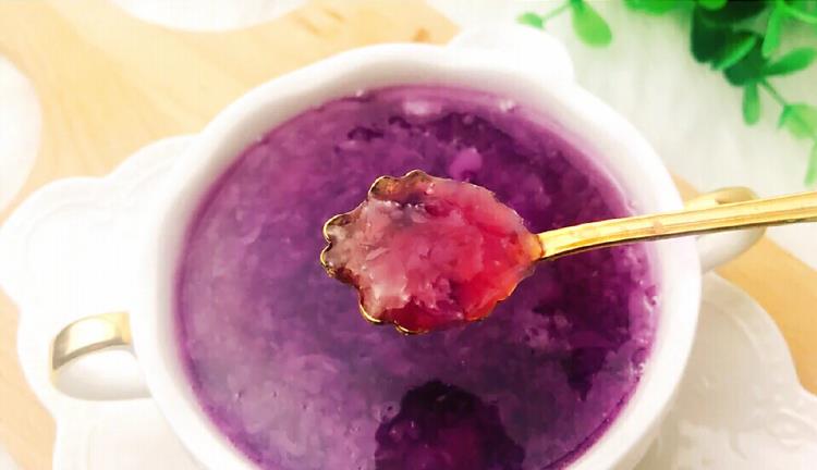 「癌细胞」银耳和它是“绝配”，隔三差五喝一次，排出宿便，皮肤越来越滋润
