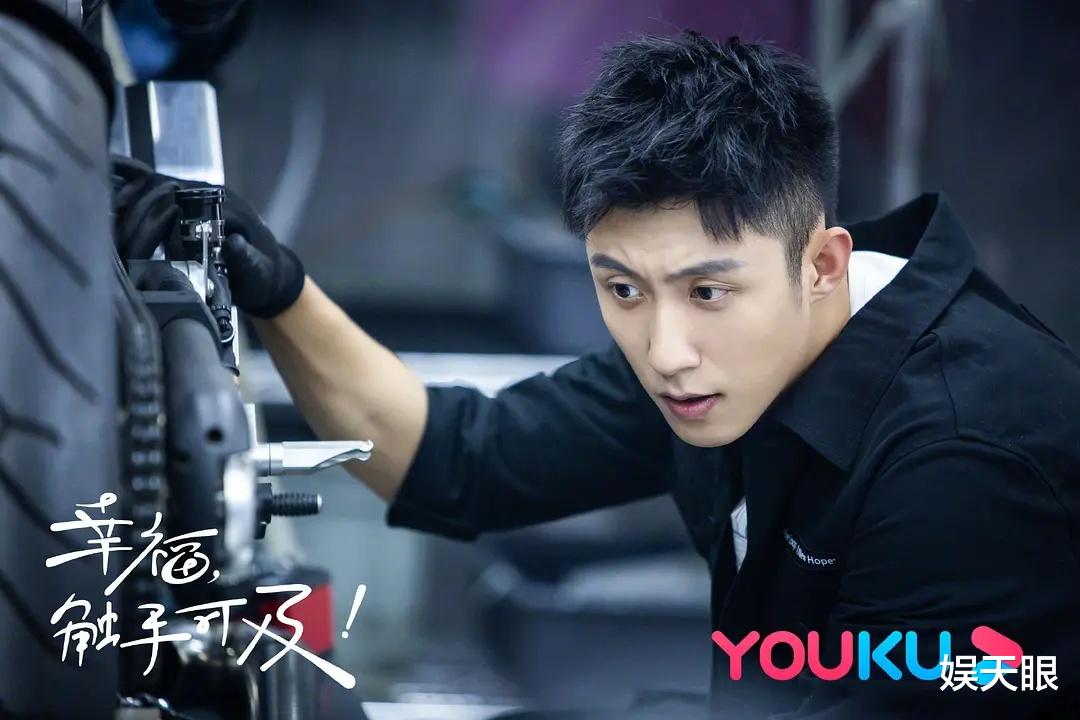 [黄景瑜]黄景瑜怂了，私下联系前妻求放过，新剧收视受影响