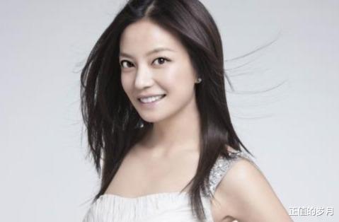 林心如:拍还珠格格时,林心如曾哭着哀求琼瑶,赵薇房间挂着三条男人裤子