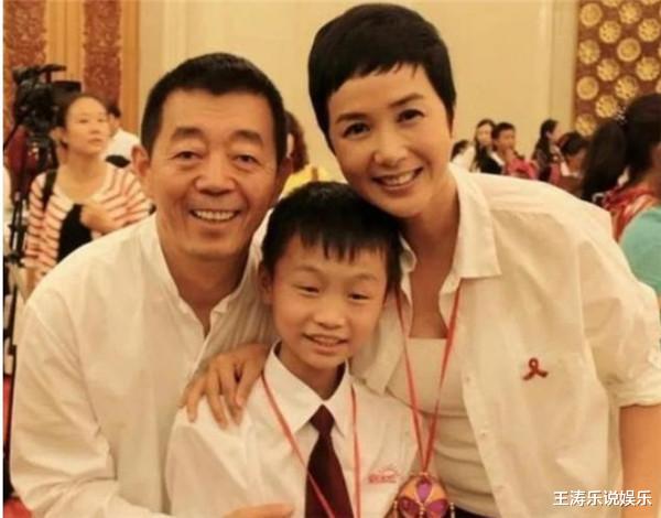 蒋雯丽|蒋雯丽将外甥女捧成影后,却很少提儿子,看了她儿子照片:难怪!