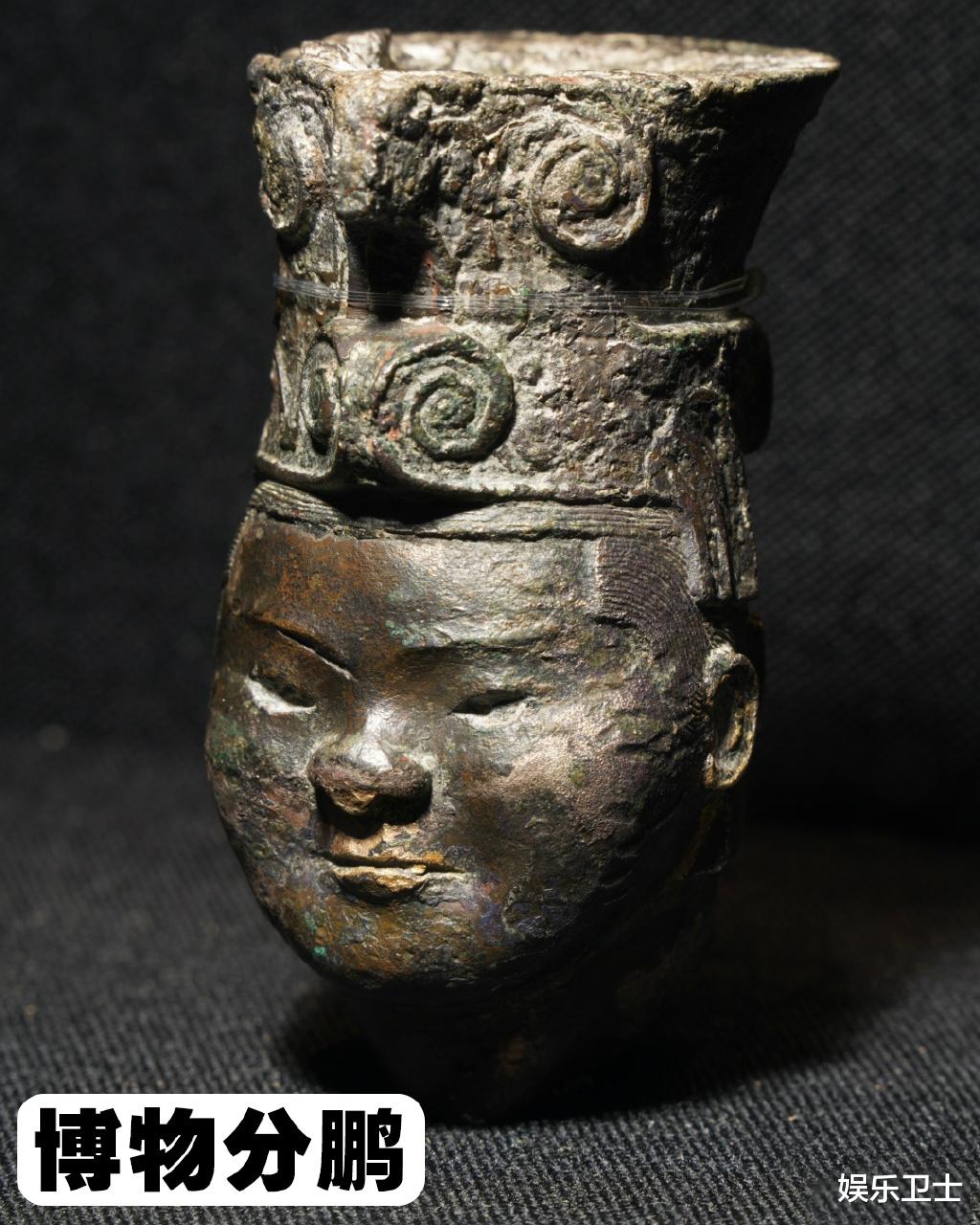 岳云鹏|岳云鹏晒全球分鹏，11个版本都很像，似要召集一起搞事情，后援会发现难题