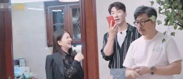 李湘|李湘的“明星小区”曝光,张亮黄晓明意外入境,为节目增加了热度