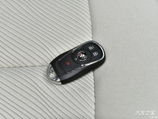 别克GL8|家用“埃尔法”!轴距超3米,空间还贼大!