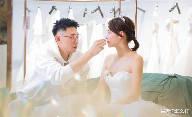 嫁入豪门|27岁嫁入豪门的她, 老公每年给2亿零花钱, 连生两子改变婆婆看法