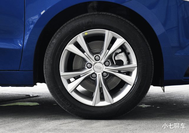 [吉利博瑞]吉利打造“实力派”B级车，车长近5米，油耗5.8L，比迈锐宝XL好看