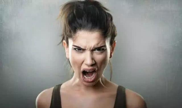 『肝脏』肝癌大多都是拖出来的，身体出现“2红、2痛”，最好查下肝功能