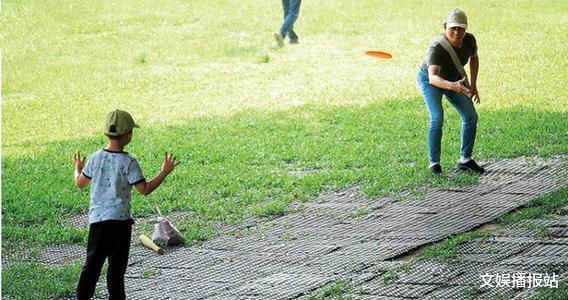 「蔡依林」蔡依林父母确认离婚!6旬老父娶泰国娇妻5年生俩,混血儿子罕曝光