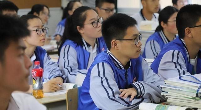 数学|资深高中班主任坦言：高中这3科成绩，能看出学生“智商”高低