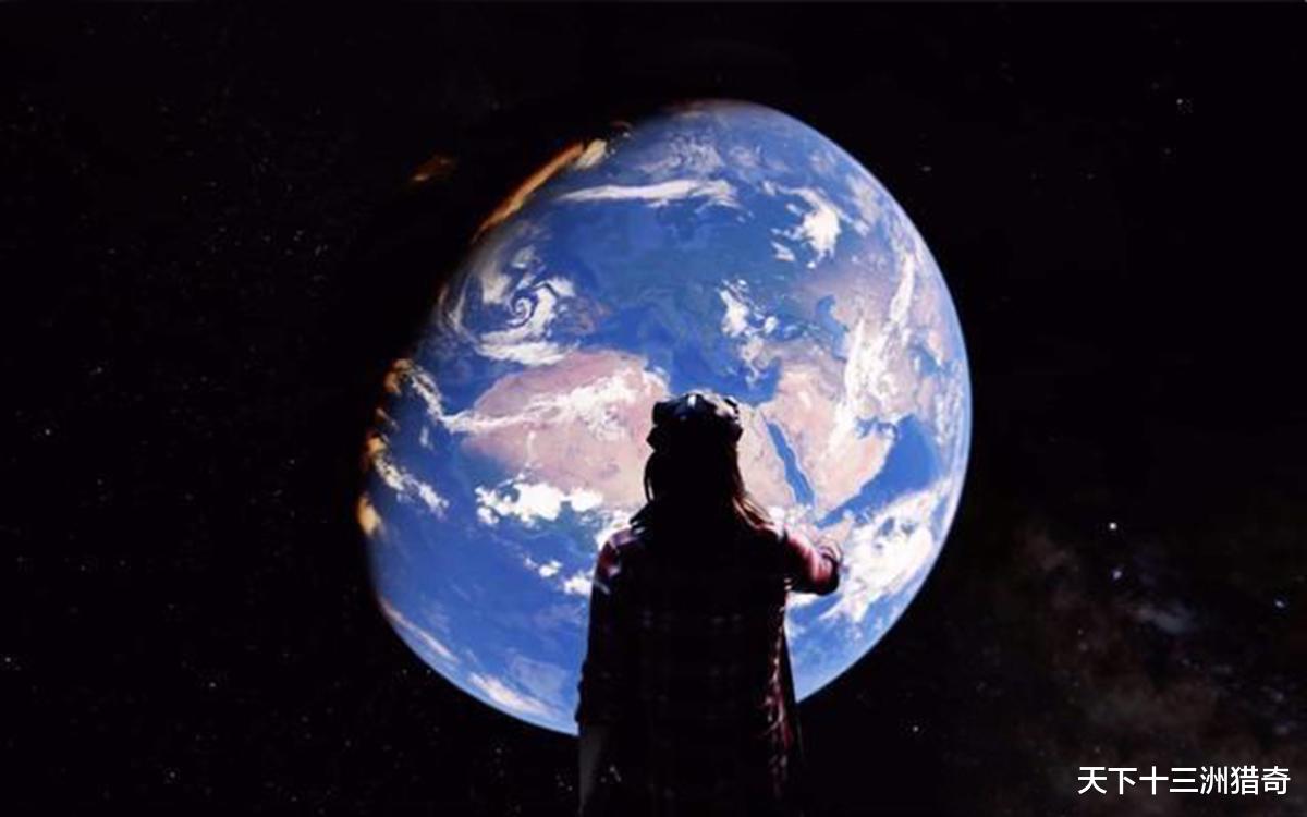 UFO|《环太平洋》成真？UFO猎人通过卫星地图，在美发现16米高机器人