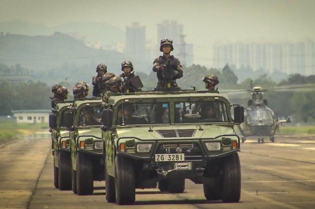 警告美國！中國解放軍不再沉默，以“2枚導彈”還擊-圖2