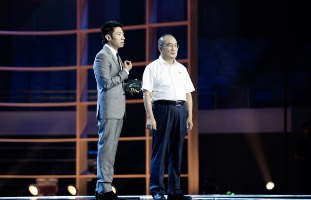 QQ音乐|2020《开学第一课》，钟南山、张伯礼、张定宇、陈薇等共同开讲