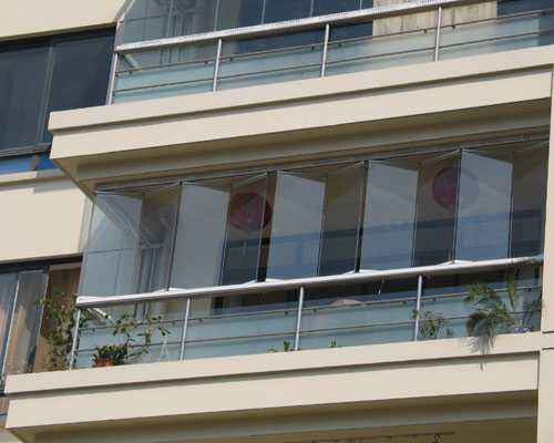 『』封阳台不要傻傻用铝合金窗,聪明人都用这种设计,后悔入住才察觉