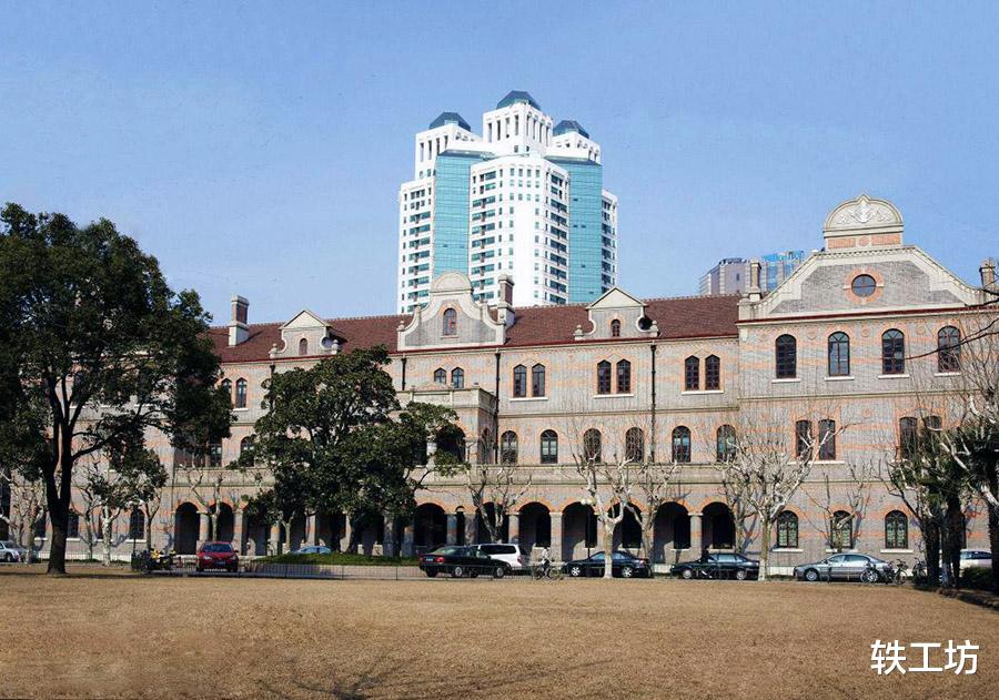 「高校」“今年考不上985,我会继续复读”:高考,我们该不该死磕名校?