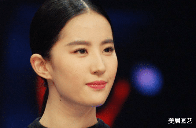 刘亦菲|《快本》史上唯一一位全程素颜出镜的女嘉宾，连口红都没涂，观众反应真实了