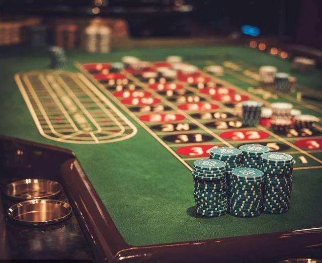 澳门▲14次出入澳门赌输千万，打赏主播花去百万 女老板挥霍背后是场骗局