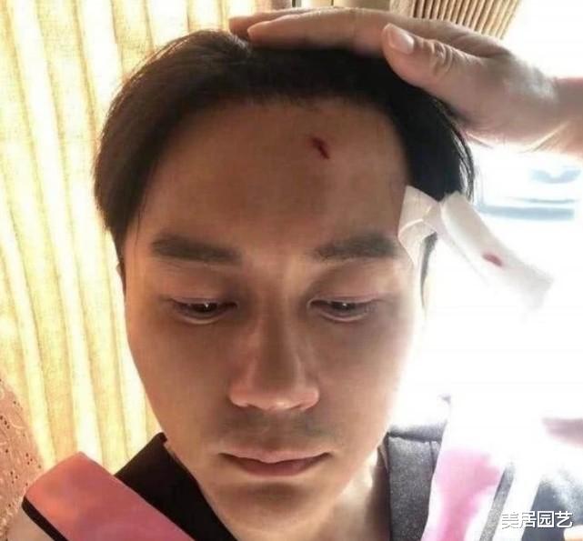 『奔跑吧兄弟』《跑男》奔跑了8季，真正从未缺席的只有他一个人，却一直被“欺负”