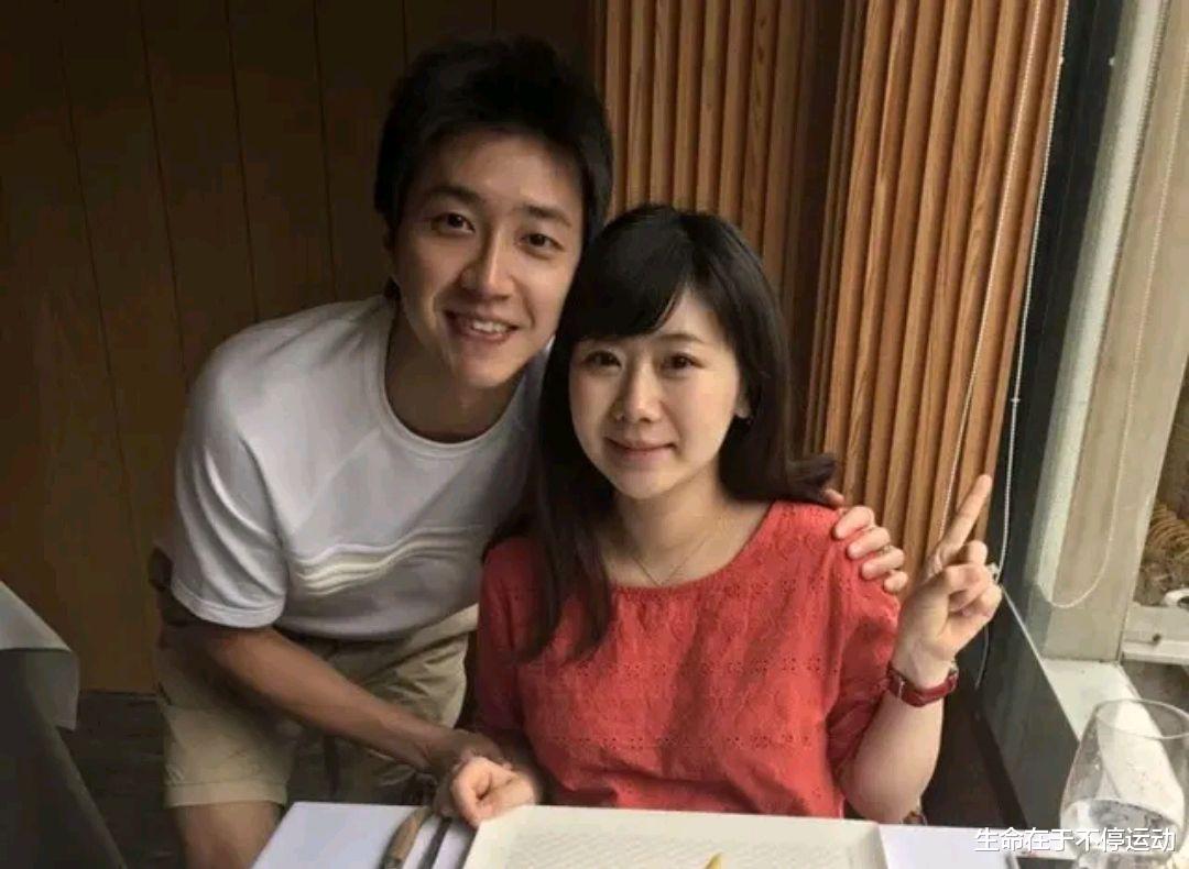 福原爱：佩服！中国体坛男神让诸多外国美女患上单相思，唯有一人得偿所愿