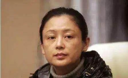 陈凯歌|1996年，陈红挺着大肚找到陈凯歌：我怀孕了，你不娶我就跳楼