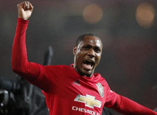 巴黎圣日耳曼|中超球星进入大巴黎的法眼，身价高达1.3亿，网友：上海申花够狠