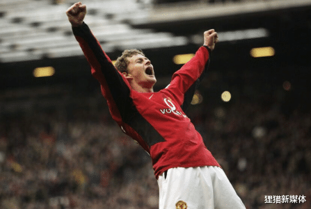 曼联|曼联每日要闻滚动：格雷泽认为目前阵容足够强大，曼联今夏或零引援