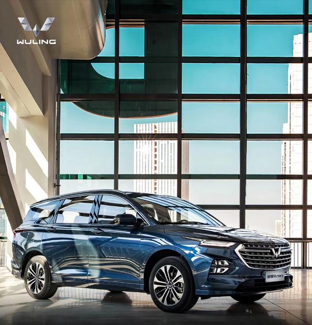 五菱|二胎家庭买车怎么选？别不信，大四座比五座SUV更合适