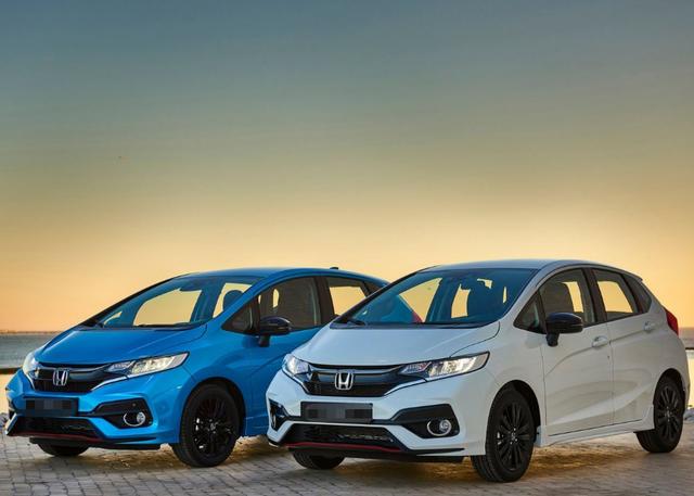 本田飞度|不懂车的选卡罗拉，半懂不懂选飞度，真正懂车的都会锁定它