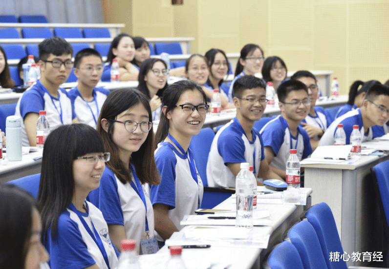 大学|根据高考成绩如何快速圈定志愿学校，知道这几点，志愿填报不用愁