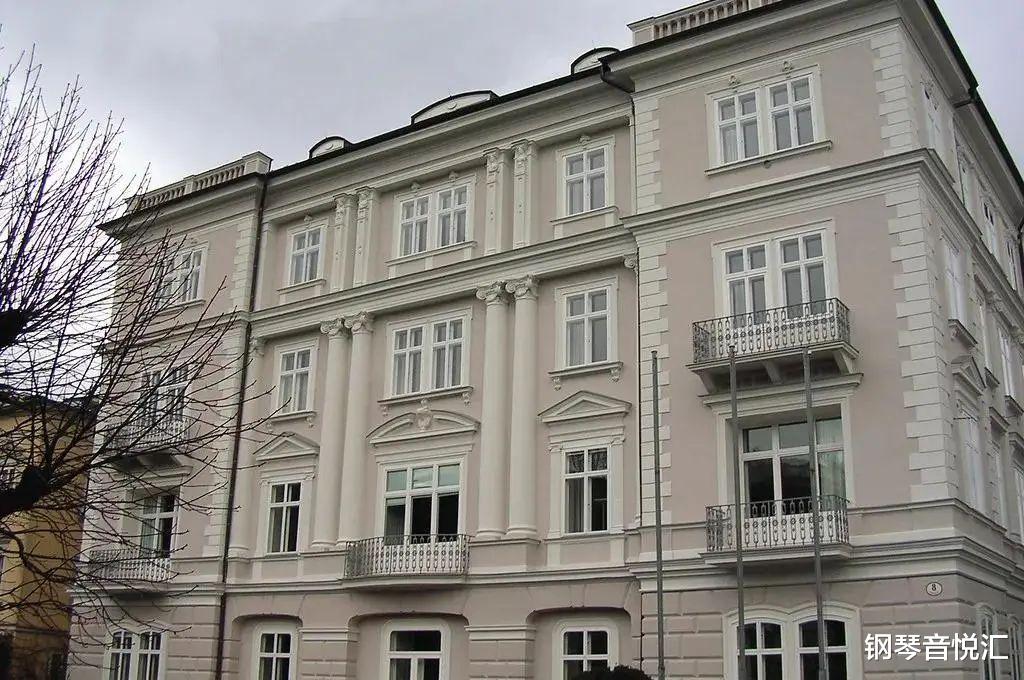 #阿依达#看了这么多场线上音乐会,你知道艺术家的家什么样子吗?