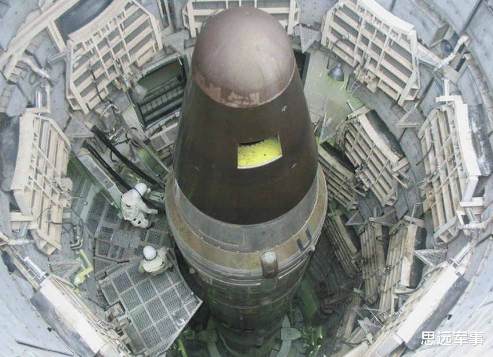 『核武器』美俄都有数千枚核弹,为何中国不造一千枚?账单公布后才明白