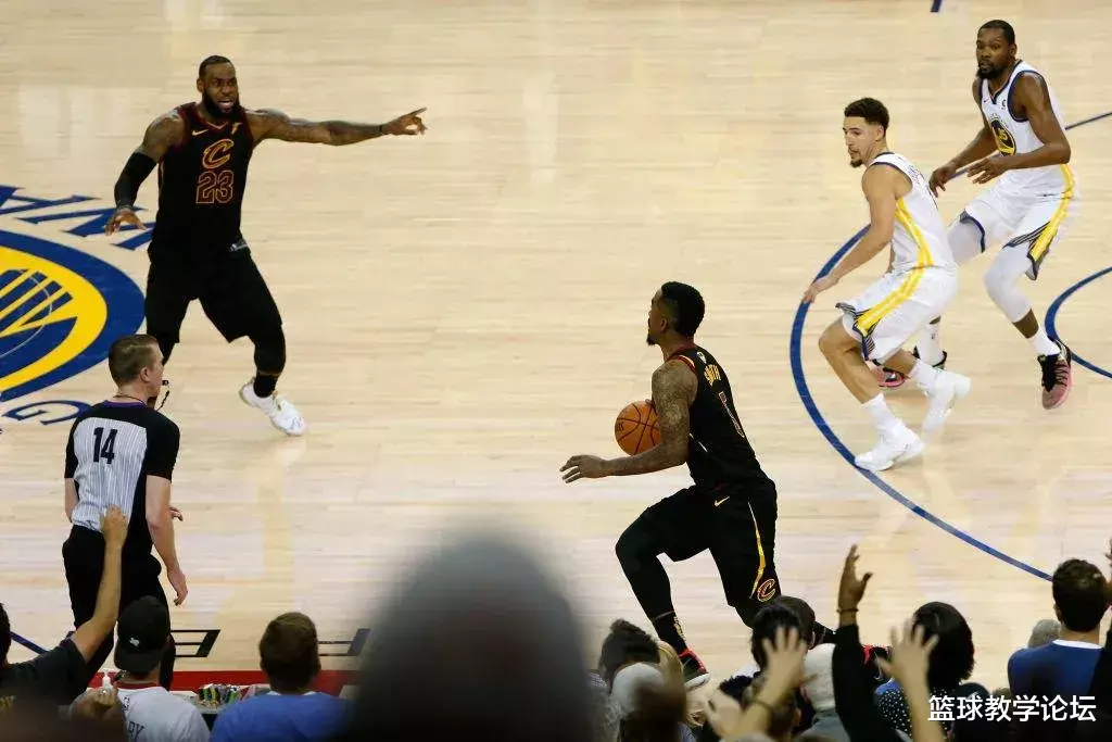 「尤文图斯」湖人正式签约JR史密斯！只用了29万，老詹压哨绝杀全联盟