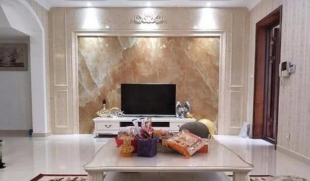 晒晒我1500万在上海买的450平别墅，哪都好，就是邻居让我太尴尬