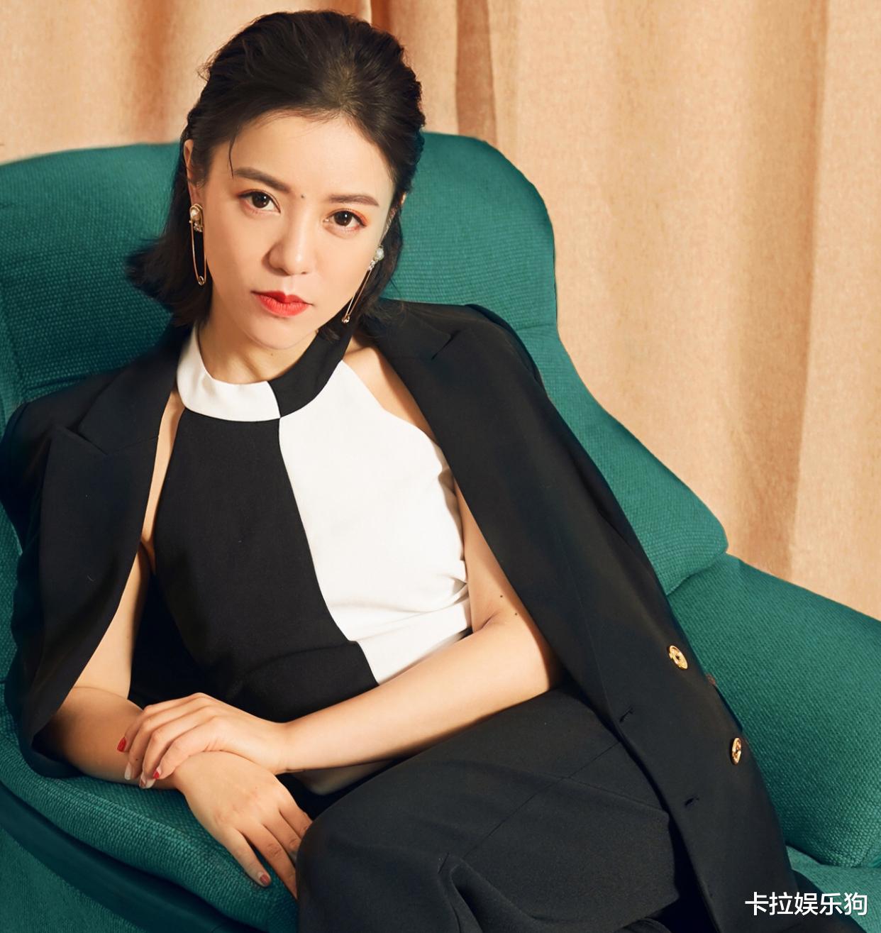 杜华@乘风破浪的姐姐刚开播就开撕？学员发微博撕导师，这也太爽了吧