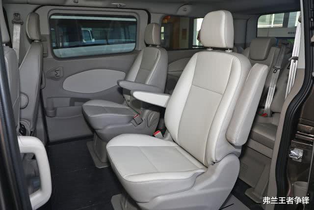 途睿欧▲全新途睿欧闪亮登场！大空间出行无压力，买它不香吗？